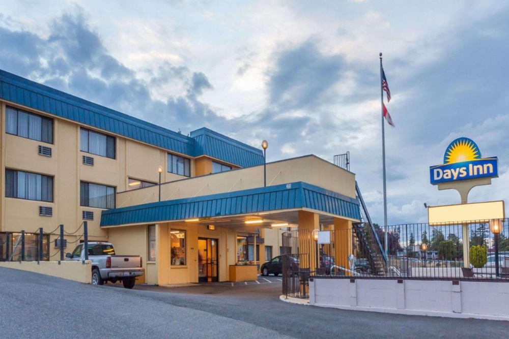 Days Inn by Wyndham Bellingham Image 26