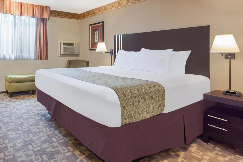 Days Inn by Wyndham Bellingham Image 7